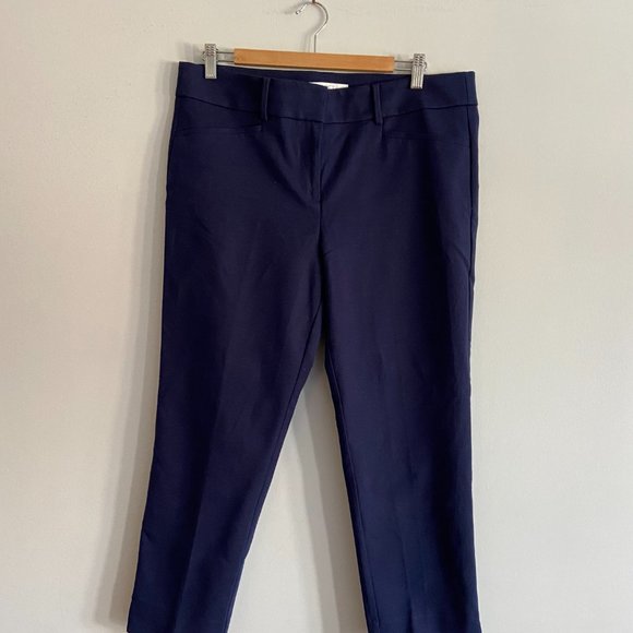 LOFT Riviera Pant. Size 12. - Picture 2 of 6